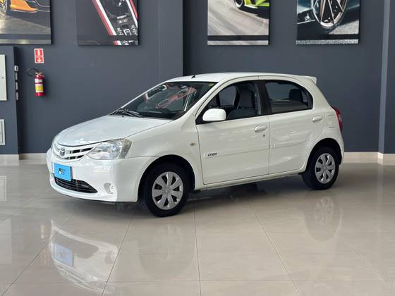 TOYOTA ETIOS 1.3 XS 16V FLEX 4P MANUAL